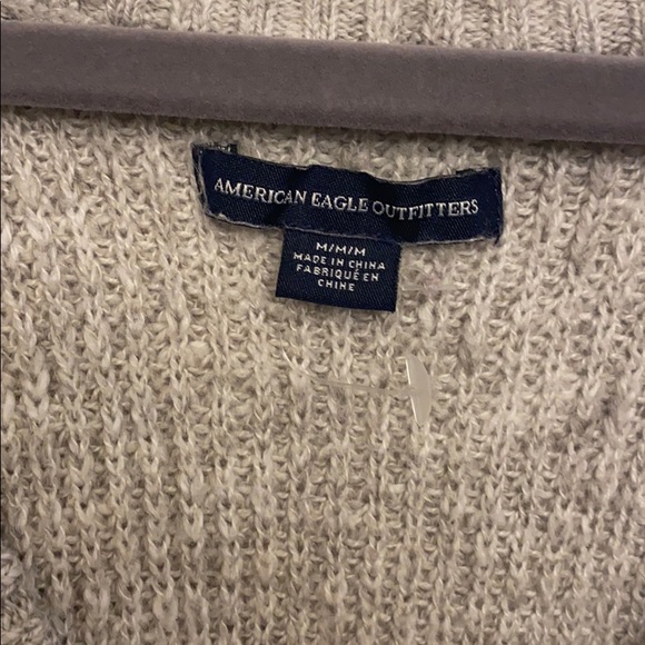 Shoulder cut out sweater-AEO - Picture 2 of 7